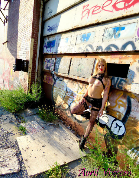 avrilvixxxen pretty star img