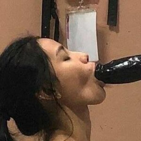 Riza Loren Carrillo model free pics