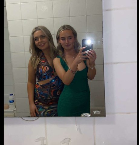 Aiobhin star top image