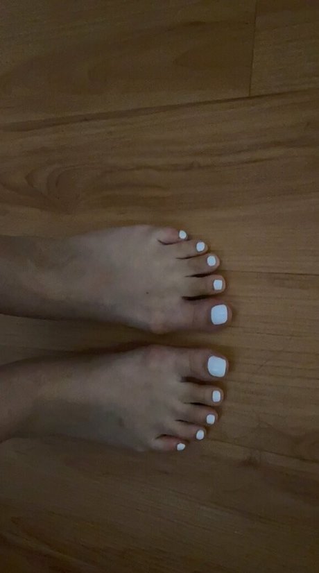 shebetripn pornstar top image