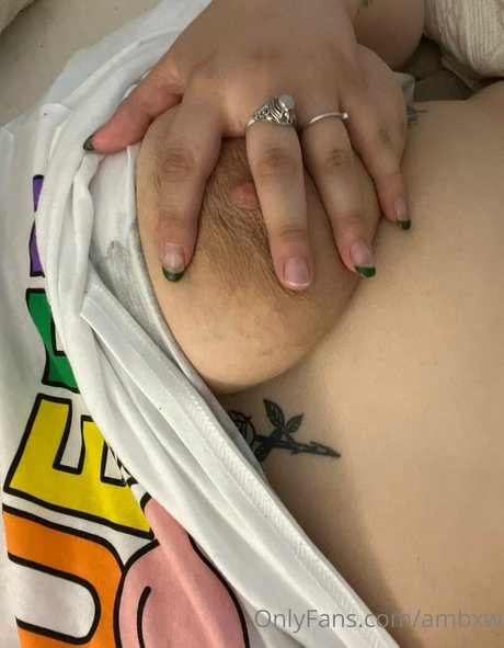 ambxw erotic pornstar picture