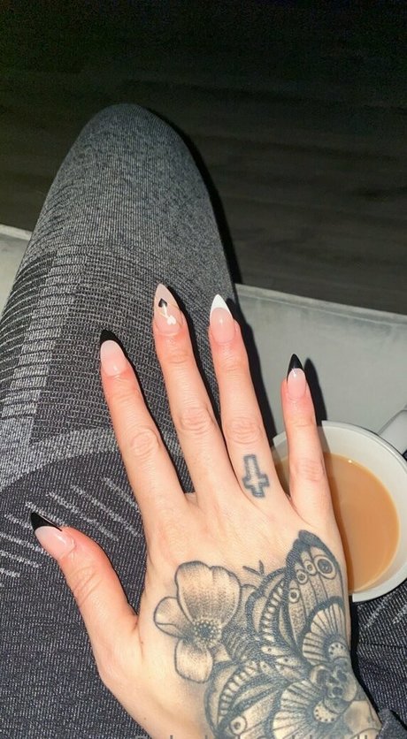 rebekahcaldwellxx nice actress img