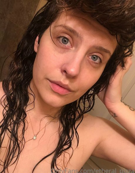 etheral pizza pornstar adult pic