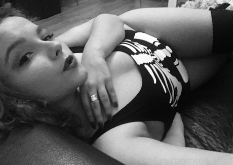 moniiquexxx nudes pornstar galleries