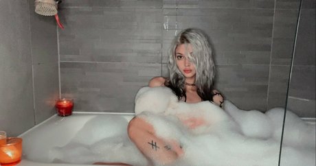 luxofficial top model images