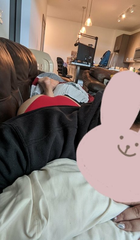 aku everything star sexy picture