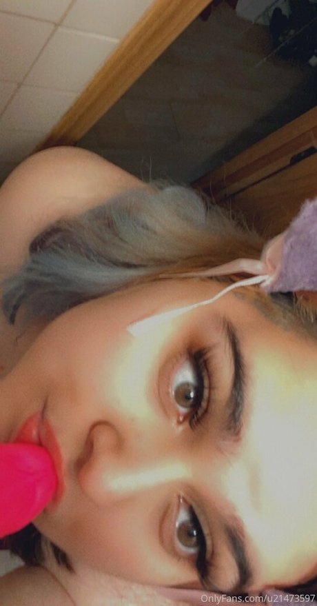 ahegaokiri model naked photos