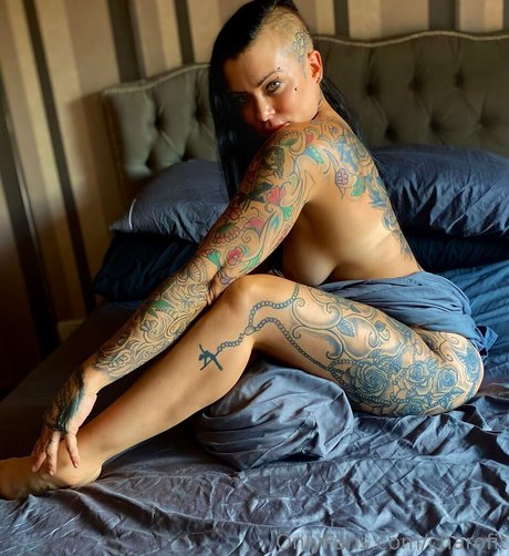 Charofit porn actress photos