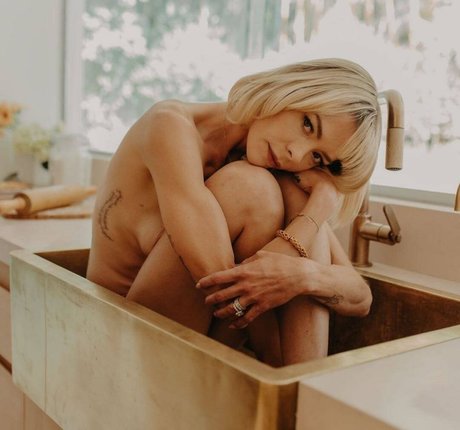 Jaime King best actress galleries