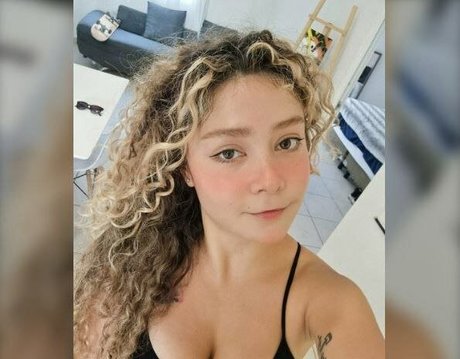 Belen Prietto art model pics