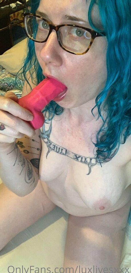 luxlivesxxx hd pornstar picture