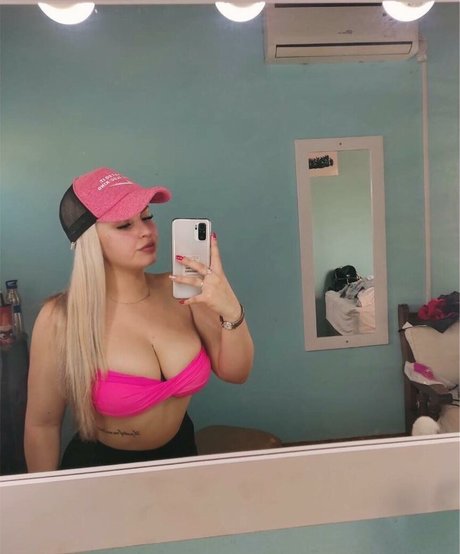 Lolaa leiva hd model image