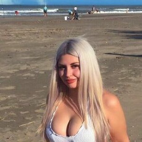 Lolaa leiva beautiful star picture