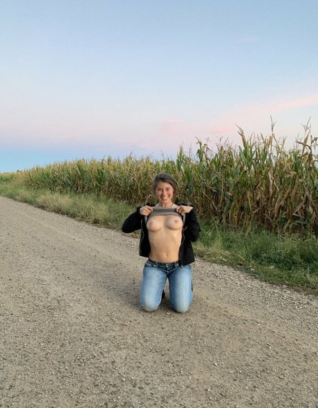 Useyourimagination star xxx archive