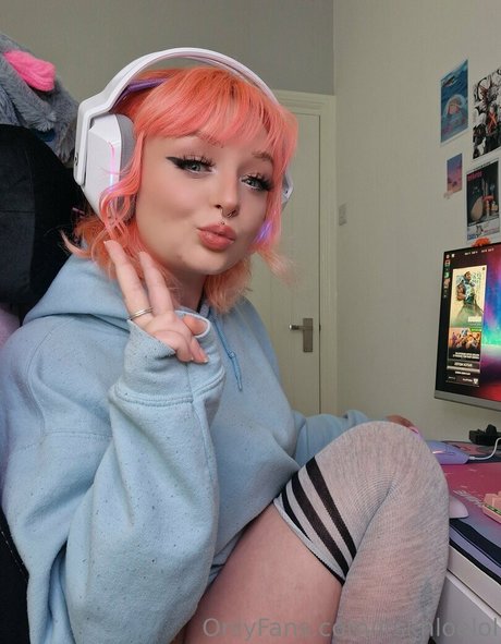 itskhloelol sex star pictures