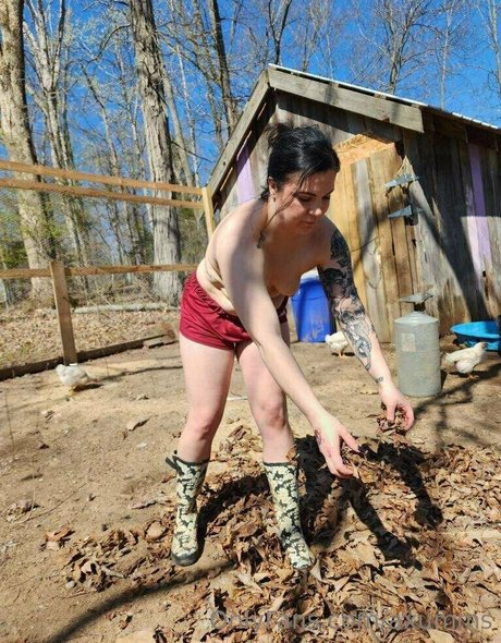 axumms pornstar erotic picture