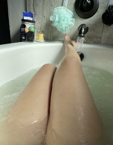 addicted2addisonx star beautiful pictures