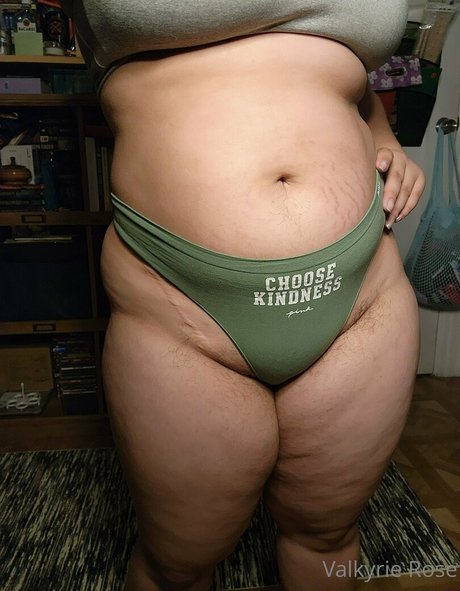 valkyrie rose freee pornstar high quality photo