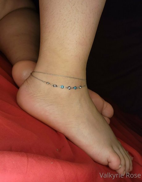 valkyrie rose freee model top img