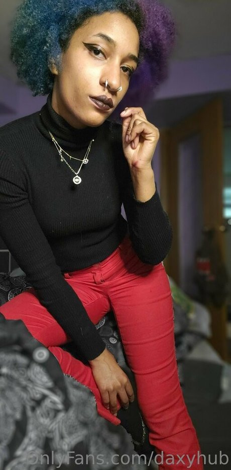 daxyhub art actress gallery