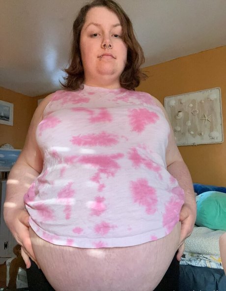 gothbelly nude star galleries