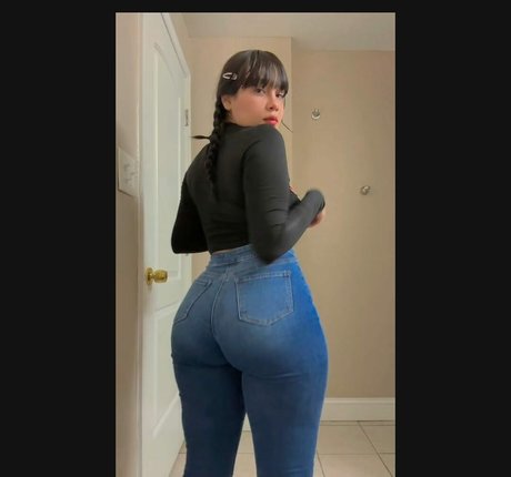 Venussoad sex actress picture