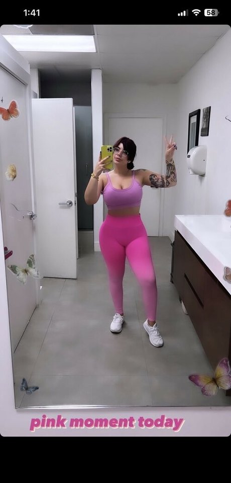 Xcindyalvarez free pornstar photos