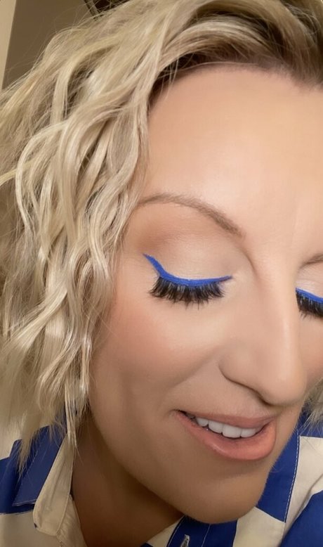 Steph McGovern model hd photo