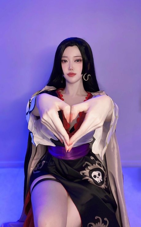 imeva model nude pictures