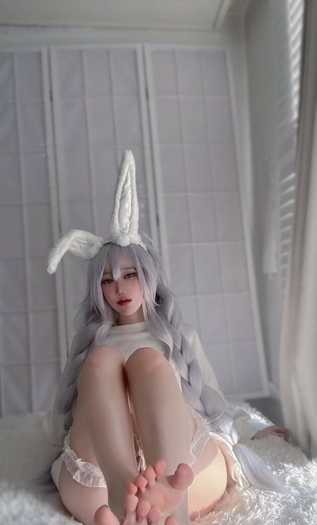 imeva model high quality images