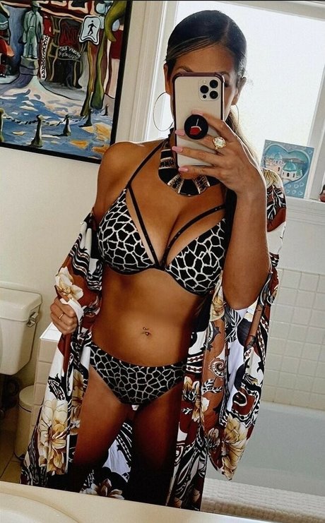 Gigi Saul Guerrero sex star pictures