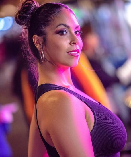 Gigi Saul Guerrero Profile pic