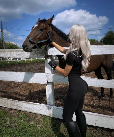 Kate Kirienko actress photos