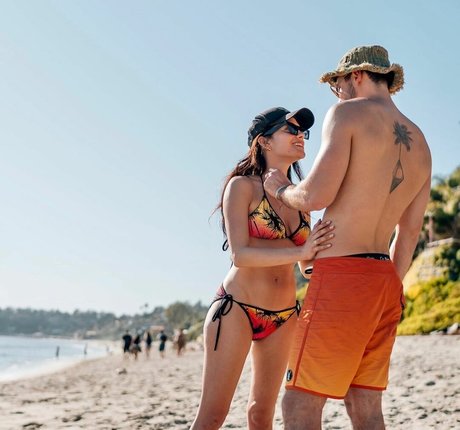 Inbar Lavi nice actress img