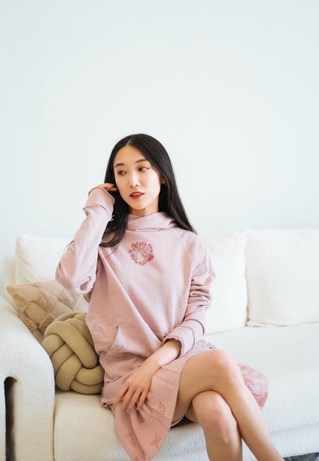 triciaisabirdy star porn archive