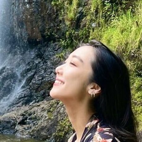 triciaisabirdy model xxx photos