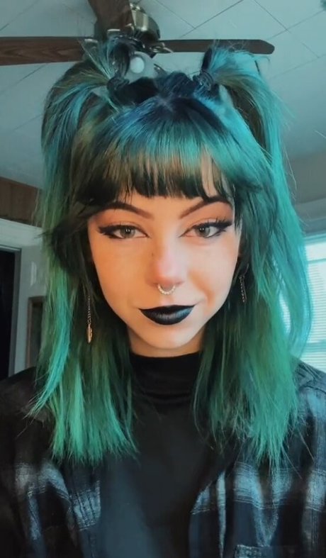 OkayGnomie pornstar high quality archive