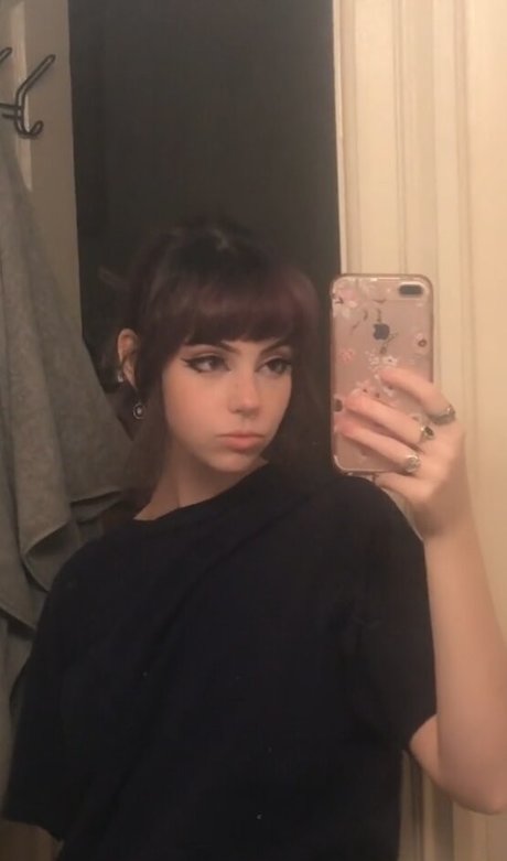 OkayGnomie free model gallery