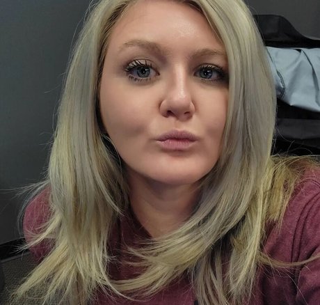 Maddie Lynn xxx actress gallery