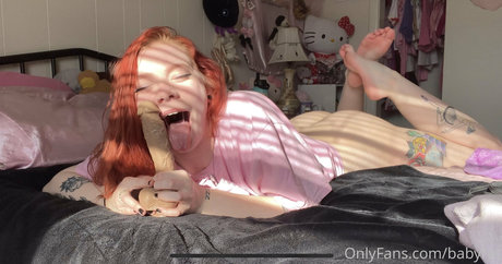 babyrat porn model gallery