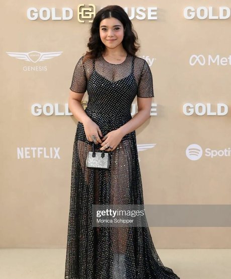 Iman Vellani model hd pics