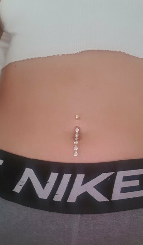 Annemanifique nudes star photo