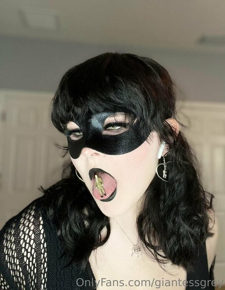giantessgrey pornstar xxx photo