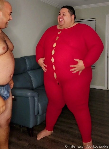 porkychubbie pretty model photo