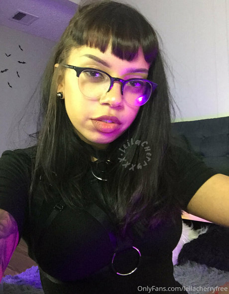 leilacherryfree pornographic star photo