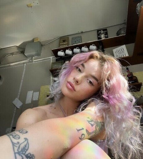 kambiiiii pornstar exclusive pictures