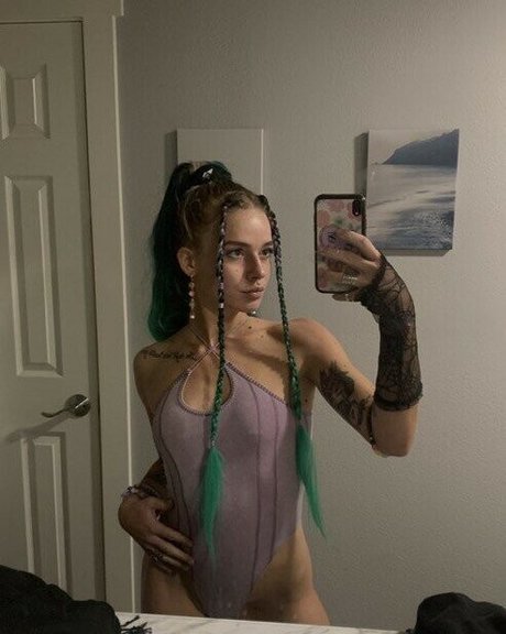 kambiiiii star erotic img