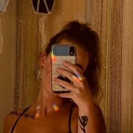 kambiiiii actress img