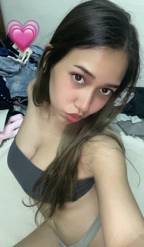 Cerisey sexy model photo