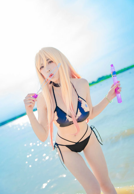 Luximity nudes star img